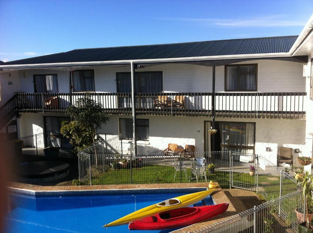 Hawks Inn Motel Upper Hutt Room photo